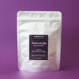 Doypack con mezcla de té Frutos del Sur de Amman Tea Blends en empaque de 50g con rosa de Jamaica, mora, manzana verde, rosa mosqueta y frambuesa con propiedades detox y adelgazante.