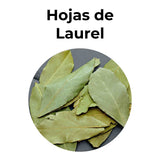 Hojas de laurel secas utilizadas como especia e infusión aromática, planta tradicional para cocinar y preparar remedios naturales.